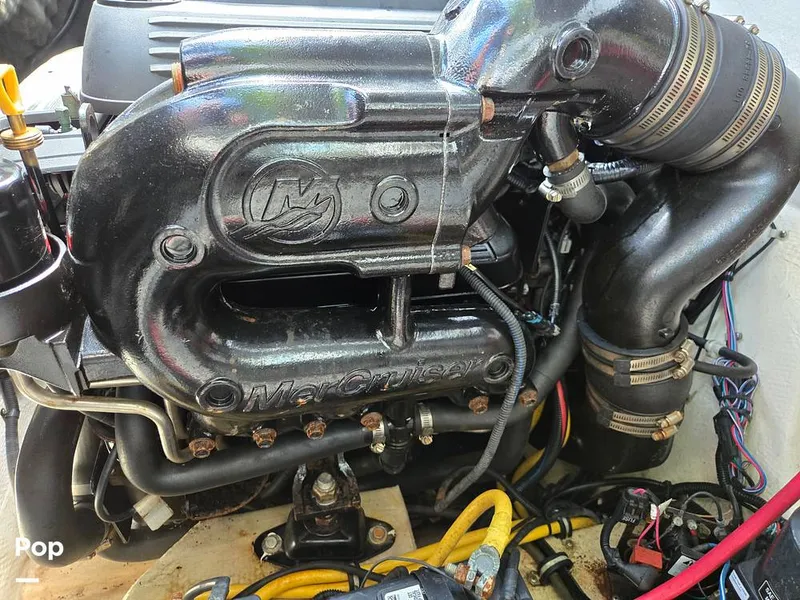 Slide: The Image of Rinker 21QX 2018 - 15311016