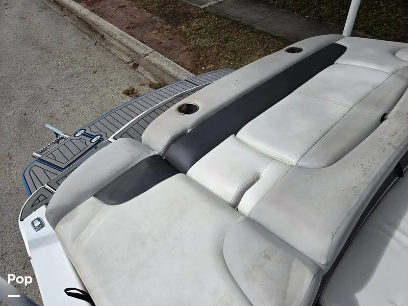 Slide: The Image of Rinker 21QX 2018 - 15311021