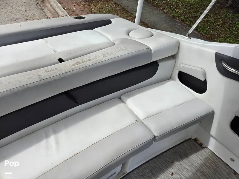 Slide: The Image of Rinker 21QX 2018 - 15311024