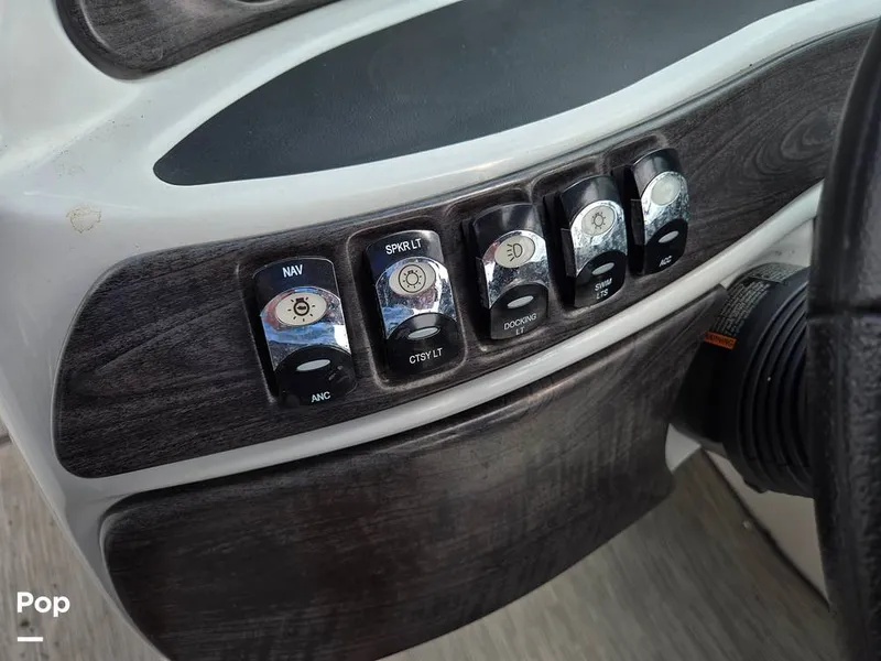 Slide: The Image of Rinker 21QX 2018 - 15311033