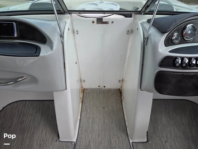 Slide: The Image of Rinker 21QX 2018 - 15311036