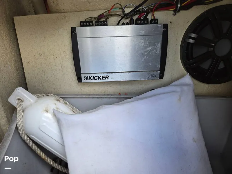 Slide: The Image of Rinker 21QX 2018 - 15311041