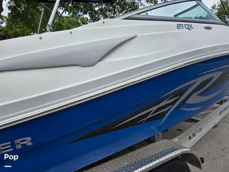 Slide: The Image of Rinker 21QX 2018 - 15311060