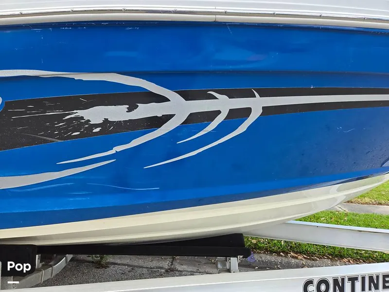 Slide: The Image of Rinker 21QX 2018 - 15311064