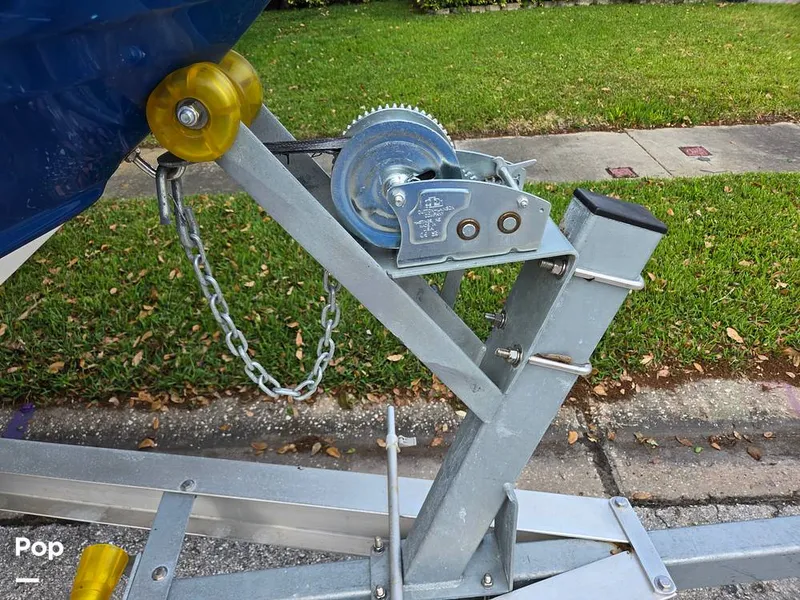 Slide: The Image of Rinker 21QX 2018 - 15311068