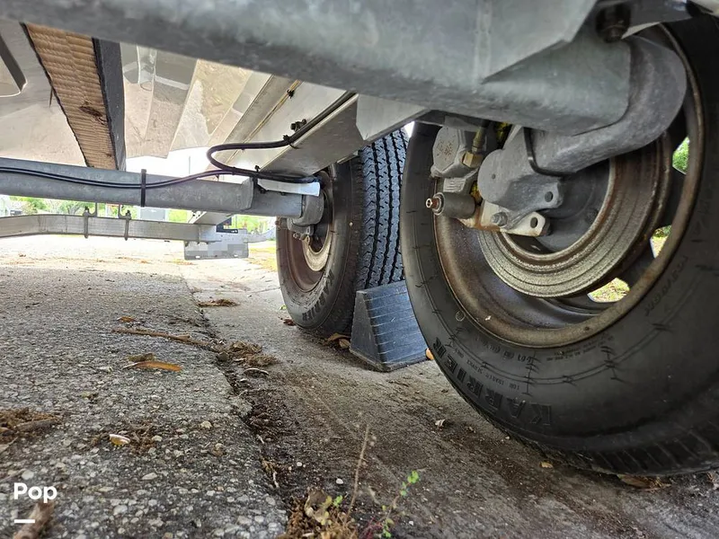 Slide: The Image of Rinker 21QX 2018 - 15311104