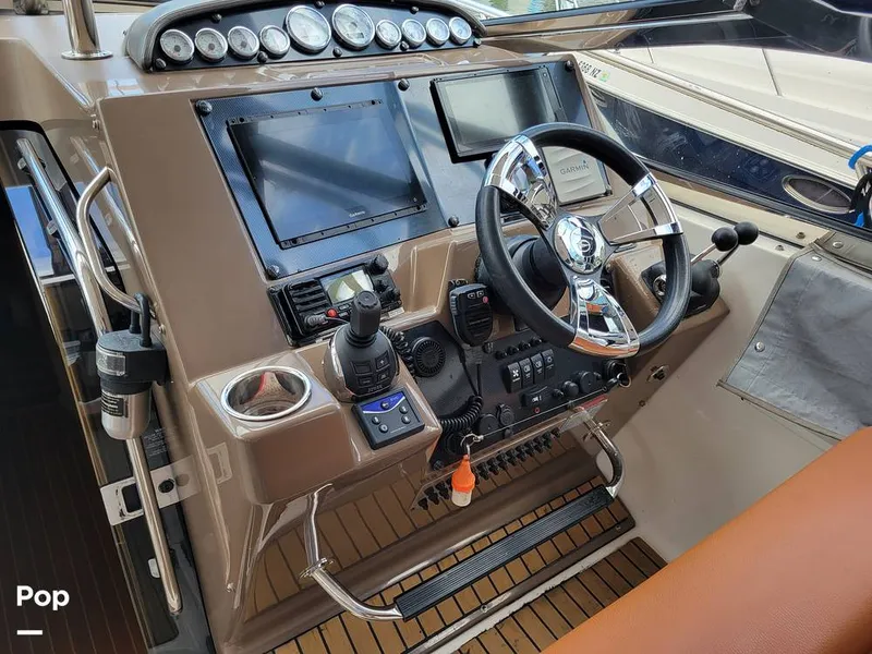 Slide: The Image of Regal Commodore 4460 2006 - 14153920