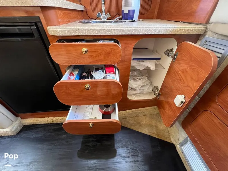 Slide: The Image of Rinker 342 Fiesta Vee 2005 - 14176154