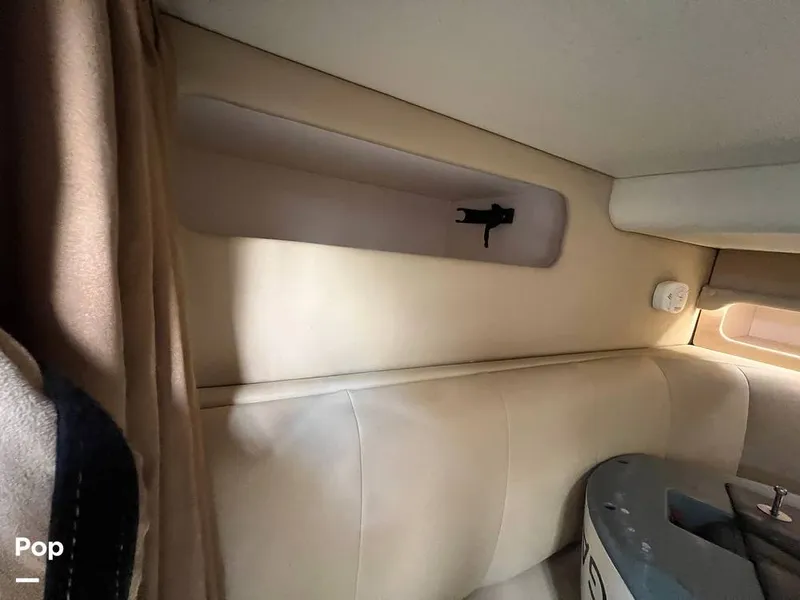 Slide: The Image of Rinker 342 Fiesta Vee 2005 - 14176165