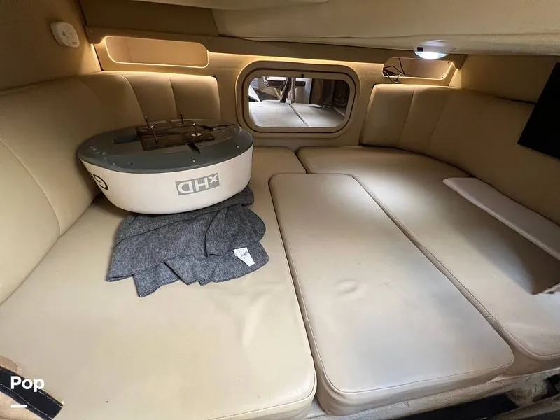 Slide: The Image of Mid-ship Berth - 14175793