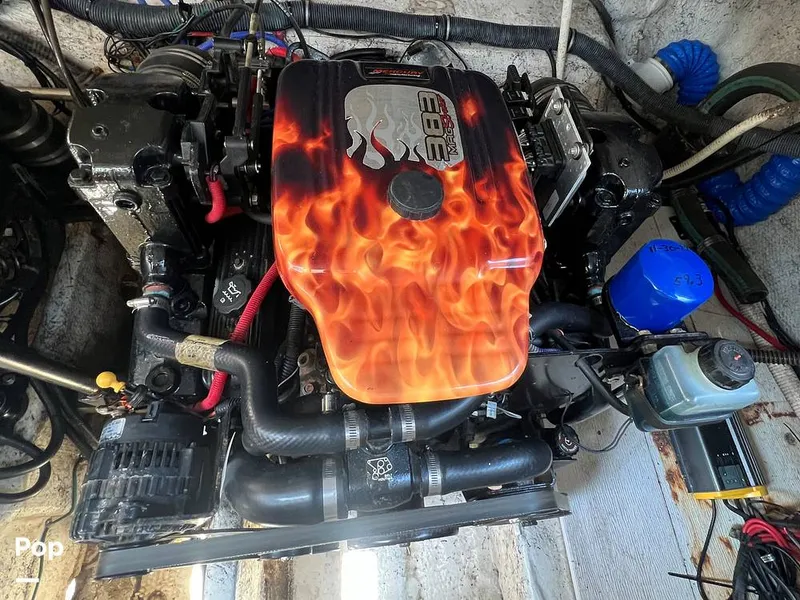 Slide: The Image of Rinker 342 Fiesta Vee 2005 - 14176176