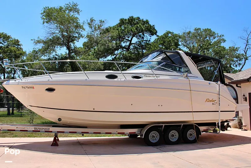 Slide: The Image of Rinker 342 Fiesta Vee 2005 - 14175988