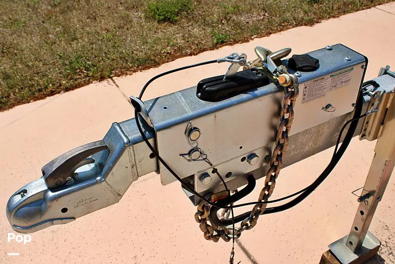 Slide: The Image of Rinker 342 Fiesta Vee 2005 - 14176230