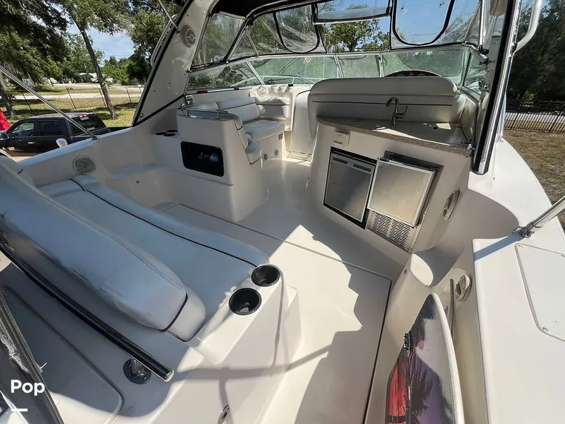 Slide: The Image of Rinker 342 Fiesta Vee 2005 - 14176046