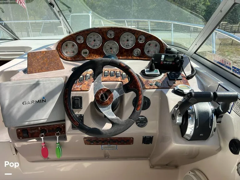 Slide: The Image of Rinker 342 Fiesta Vee 2005 - 14176090