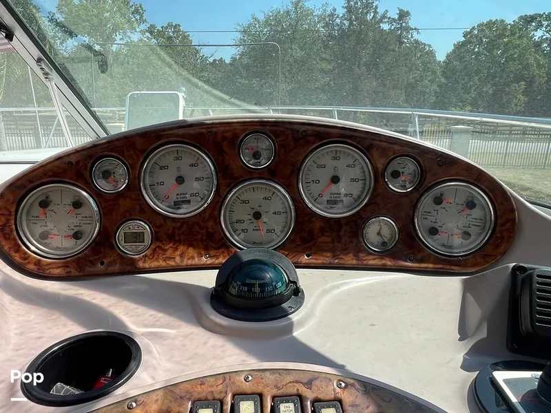 Slide: The Image of Rinker 342 Fiesta Vee 2005 - 14176084