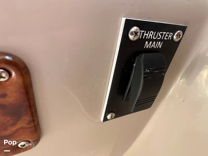 Slide: The Image of Rinker 342 Fiesta Vee 2005 - 14176100