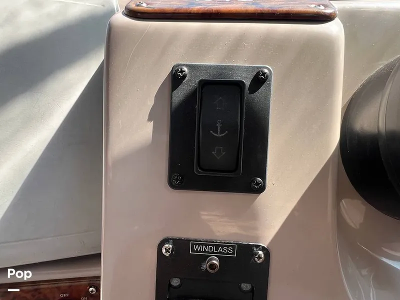 Slide: The Image of Rinker 342 Fiesta Vee 2005 - 14176101