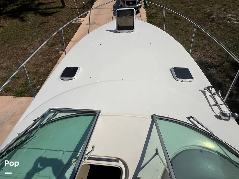 Slide: The Image of Rinker 342 Fiesta Vee 2005 - 14176103