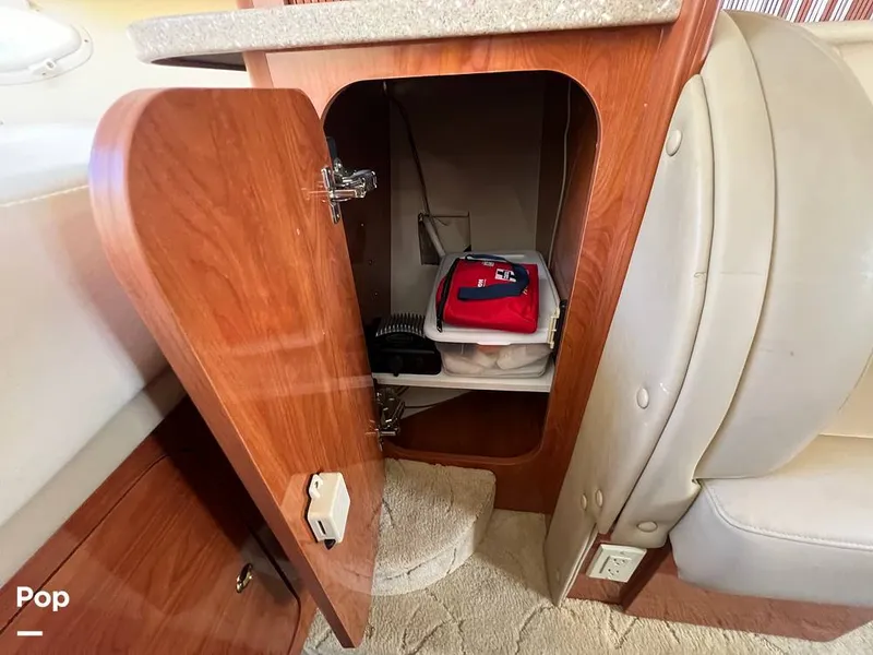 Slide: The Image of Rinker 342 Fiesta Vee 2005 - 14176129