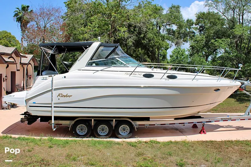 Slide: The Image of 2005 RINKER 342 FIESTA VEE - 14175796