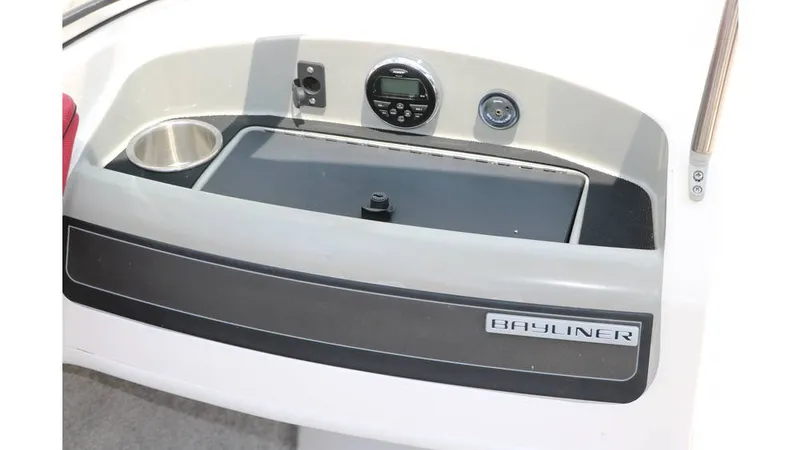 Slide: The Image of Bayliner 185 BR 2014 - 26