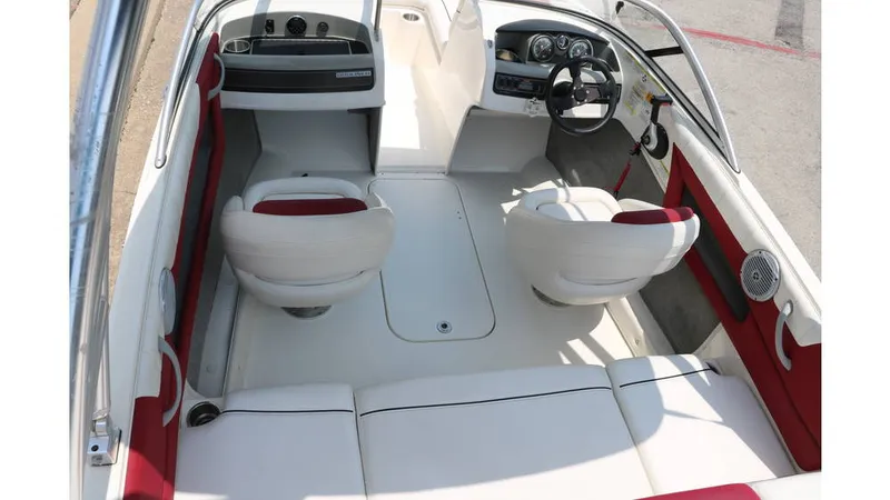 Slide: The Image of Bayliner 185 BR 2014 - 30