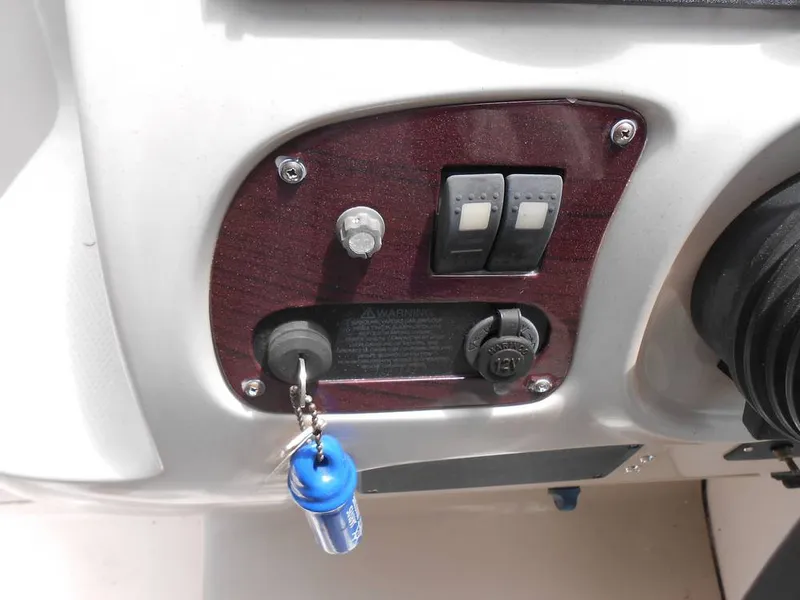 Slide: The Image of Chaparral Signature 260 2002 - 14226784