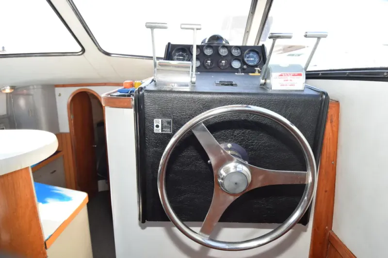 Slide: The Image of Mediterranean 38 Convertible 1988 - 5