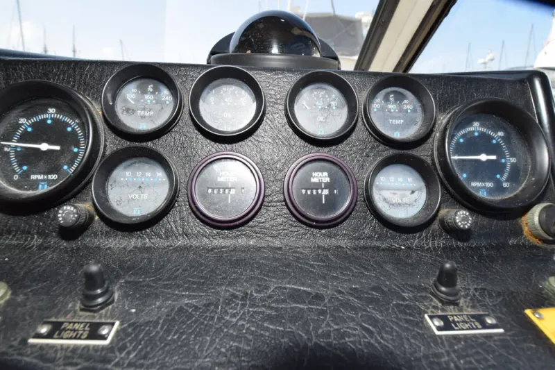 Slide: The Image of Mediterranean 38 Convertible 1988 - 7