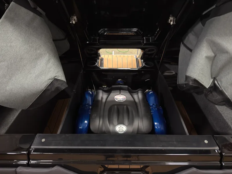 Slide: The Image of Mastercraft X24 2026 - 19