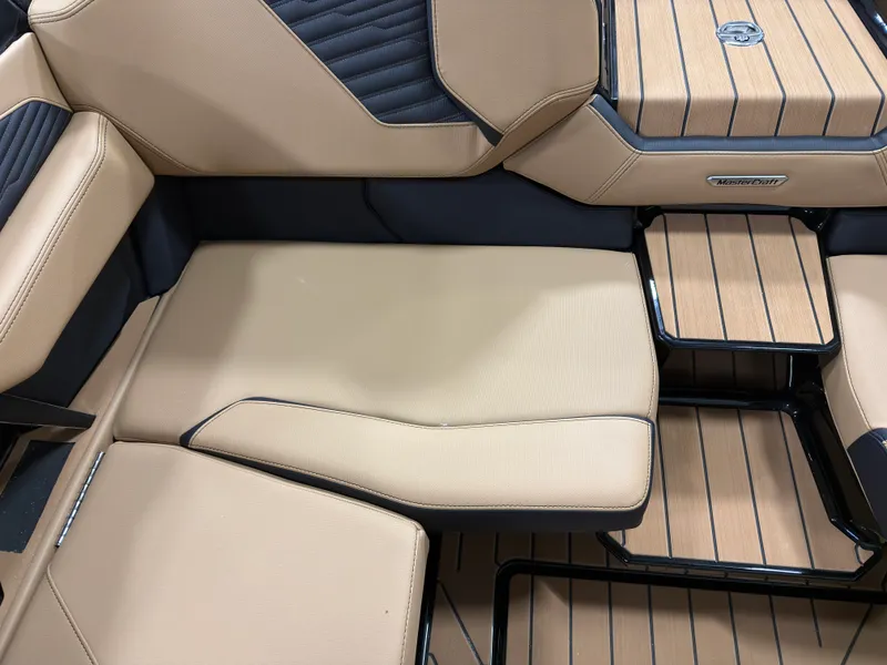 Slide: The Image of Mastercraft X24 2026 - 20