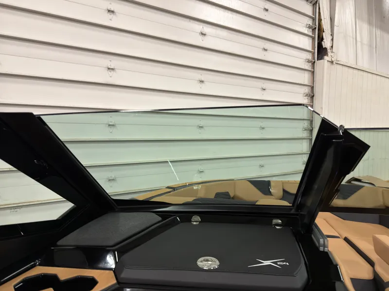 Slide: The Image of Mastercraft X24 2026 - 32