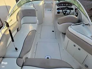 Slide: The Image of Sea Ray 240 Sundeck 2002 - 14996264