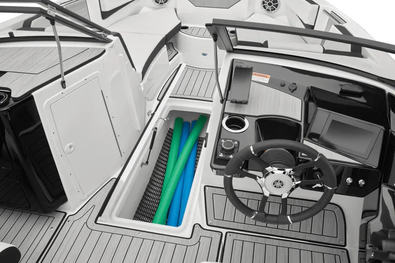 Slide: The Image of Yamaha 222S 2026 - 45