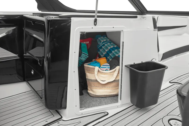 Slide: The Image of Yamaha 222S 2026 - 47