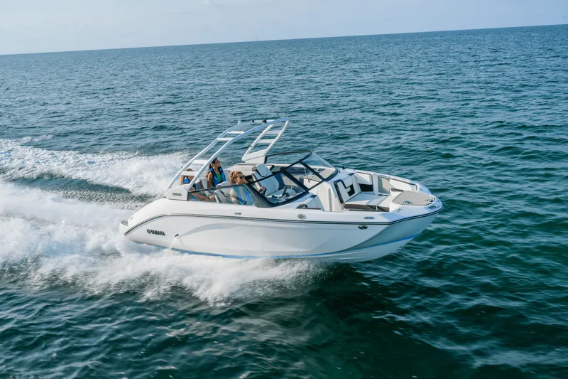Slide: The Image of Yamaha 222S 2026 - 0