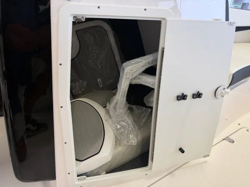 Slide: The Image of Yamaha 222S 2026 - 18