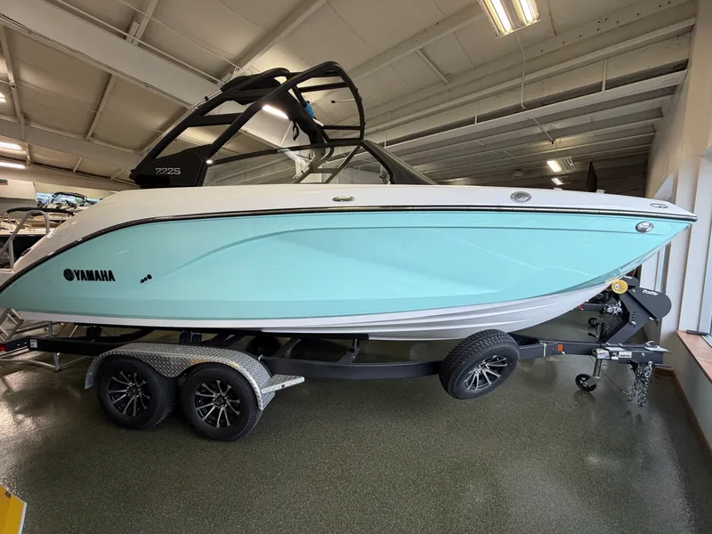 The Image of Yamaha 222S 2026 - 0