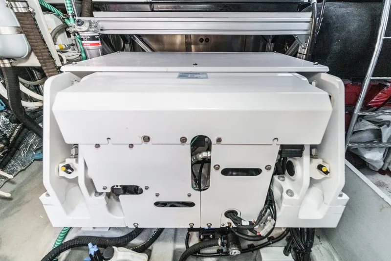 Slide: The Image of Sunseeker 65 SPORT 2023 - 67