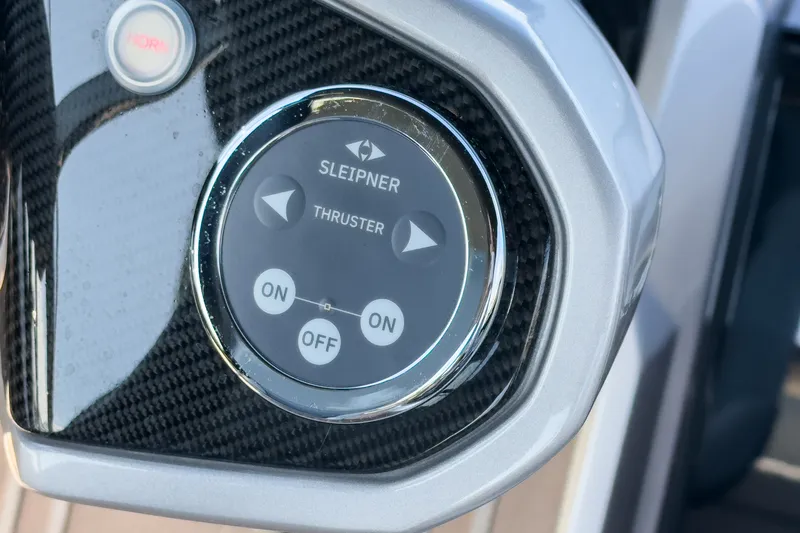 Slide: The Image of Sunseeker 65 SPORT 2023 - 81