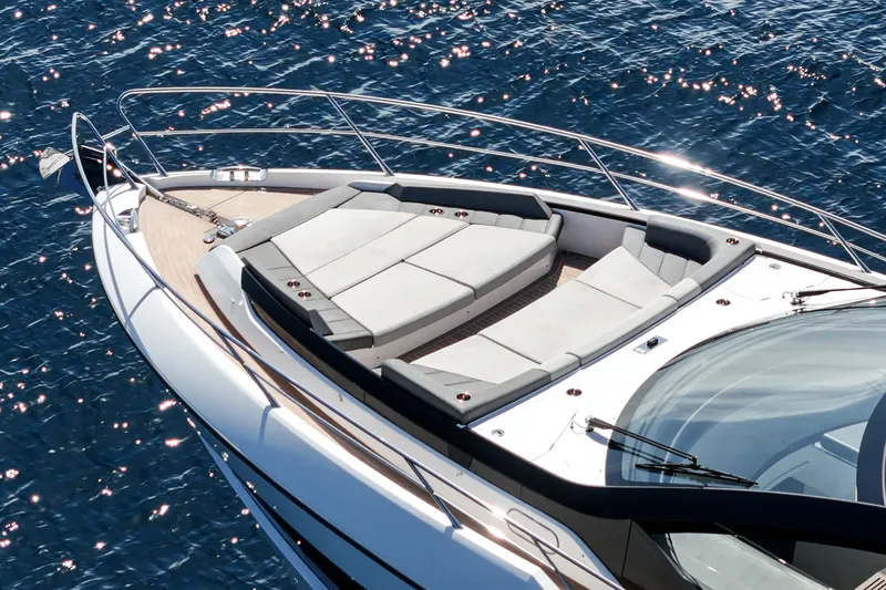 Slide: The Image of Sunseeker 65 SPORT 2023 - 90