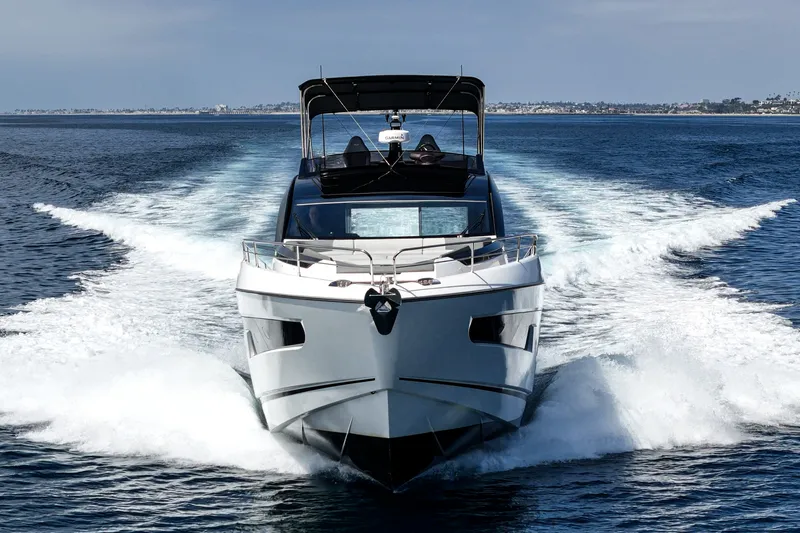 Slide: The Image of Sunseeker 65 SPORT 2023 - 92