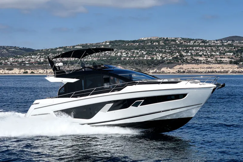 Slide: The Image of Sunseeker 65 SPORT 2023 - 93