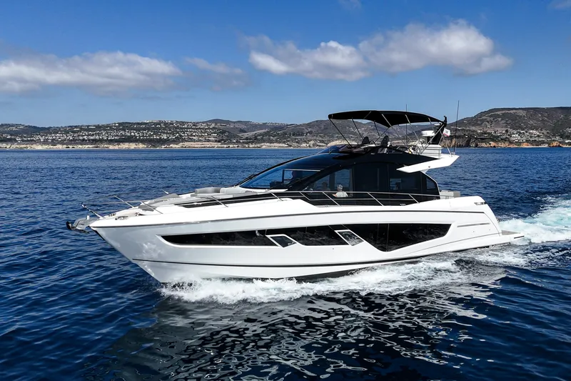Slide: The Image of Sunseeker 65 SPORT 2023 - 94