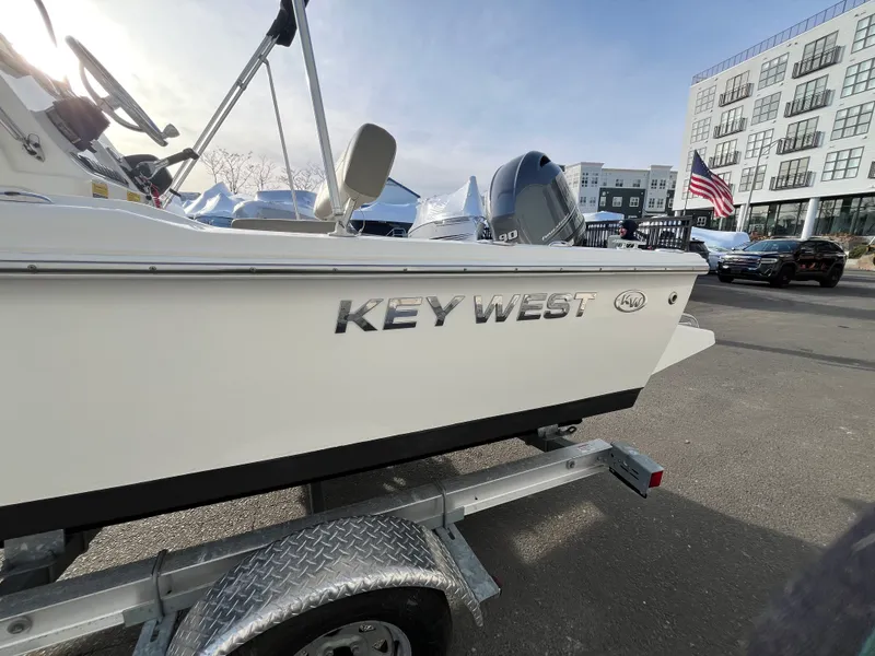 Slide: The Image of Key West 172 SPORTSMAN 2023 - 7