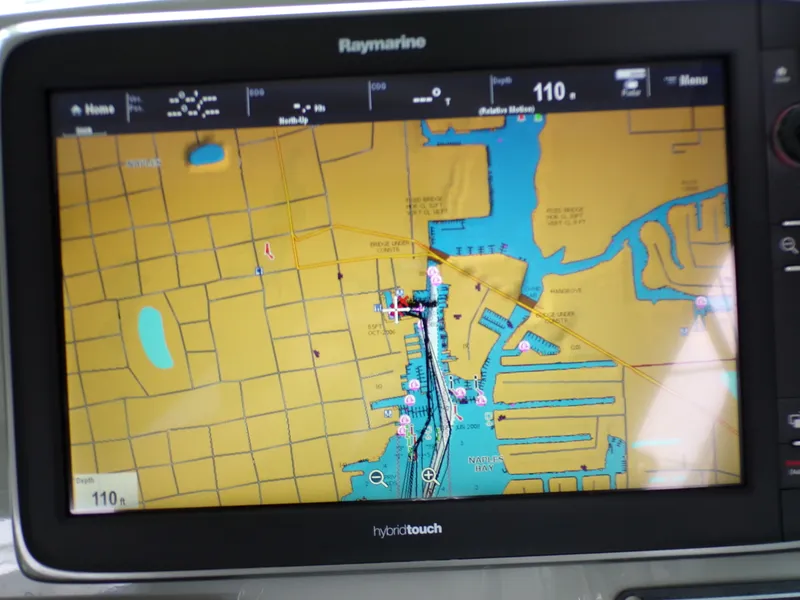 Slide: The Image of Boston Whaler 315 CONQUEST 2014 - 20