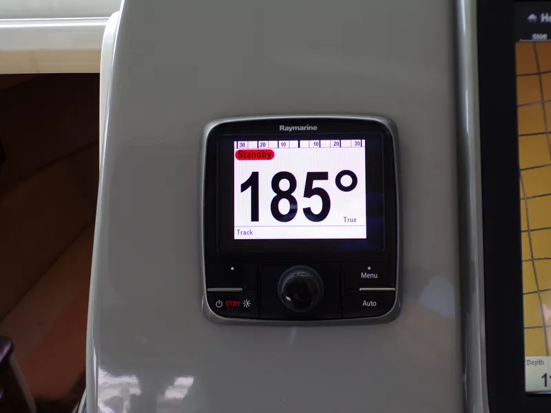 Slide: The Image of Boston Whaler 315 CONQUEST 2014 - 23