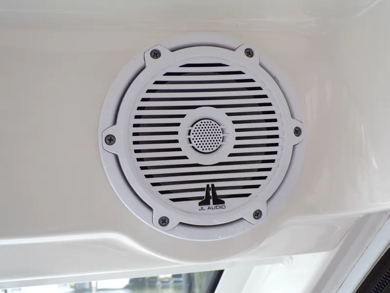 Slide: The Image of Boston Whaler 315 CONQUEST 2014 - 31