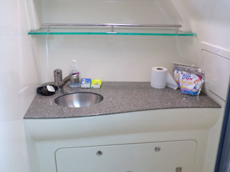 Slide: The Image of Boston Whaler 315 CONQUEST 2014 - 43